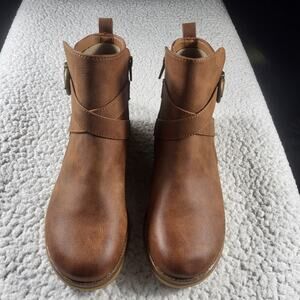 NEW Eurosoft by Sofft Women's Laelia Ankle Boot Brown size 7.5
